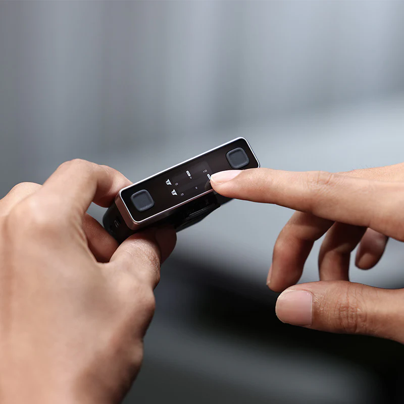 Ulanzi U-Mic AM18 Wireless Lavalier Microphone System A018GBB2 - Image 10